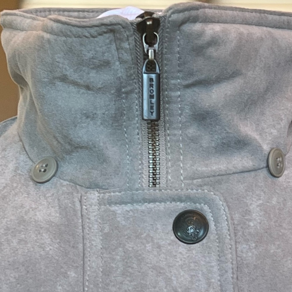 Bromley Sport Real Down Coat Women’s Medium Taupe Faux Suede Quilted Insulated - Picture 14 of 14